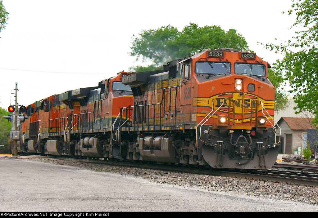 BNSF 5338